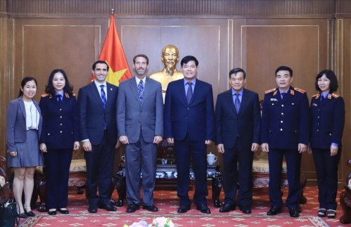 Lãnh đạo VKSND tối cao tiếp Đoàn Bộ Ngoại giao Hoa Kỳ